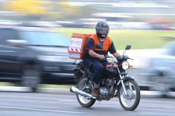 Adicional de 30% para motociclistas CLT entra em vigor