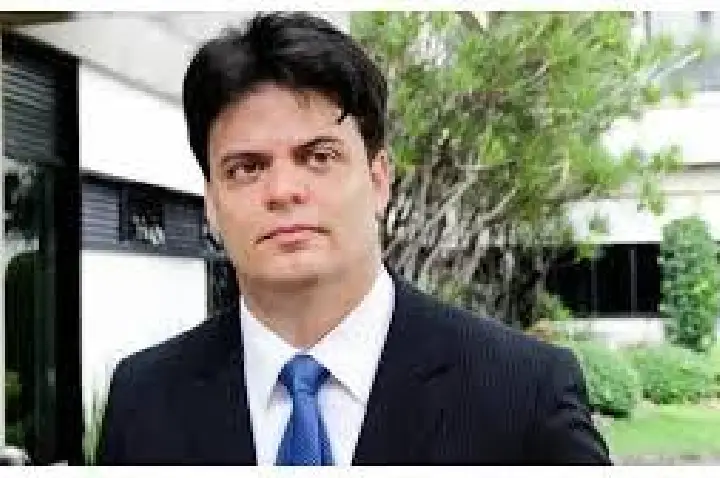 Advogado criminalista Daniel Keller é encontrado morto em hotel