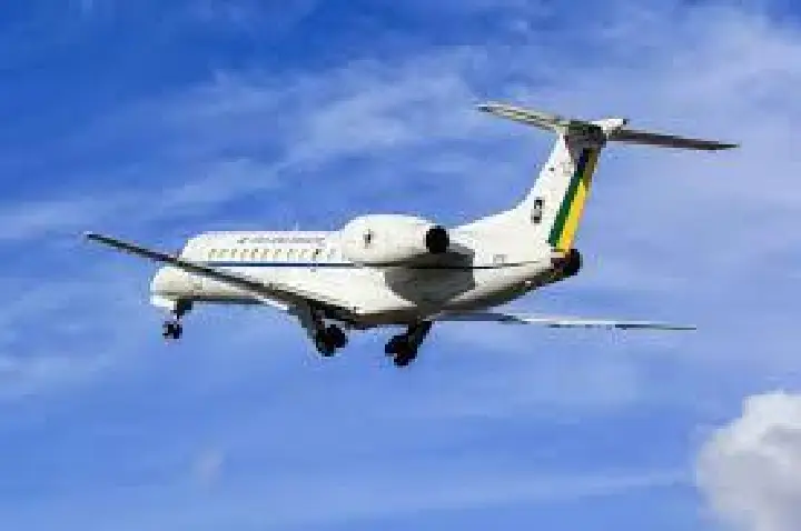 Advogado denuncia e TCU vai apurar uso de avião da FAB por Moraes