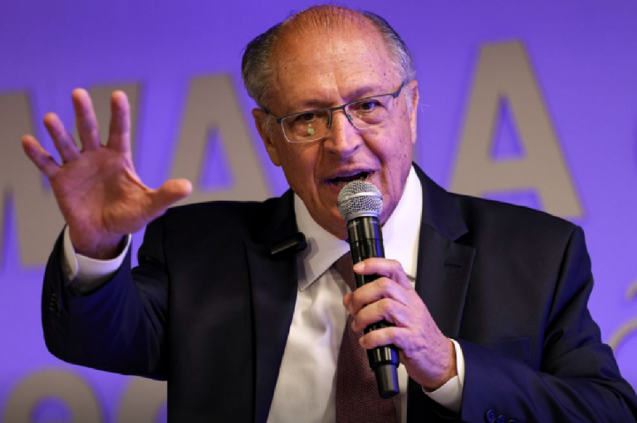 Alckmin descarta motivo para greve de caminhoneiros