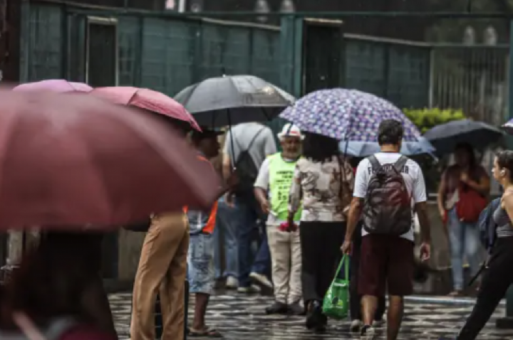 Alerta para chuva continua nesta 3ª no estado de SP