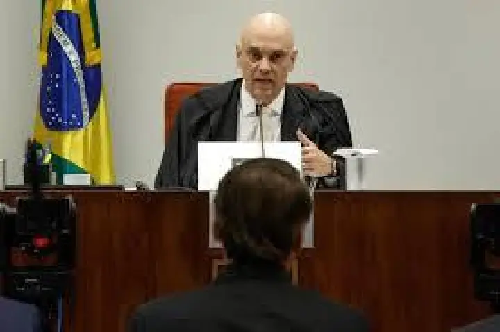 Alexandre de Moraes antecipa posição contra projeto de anistia