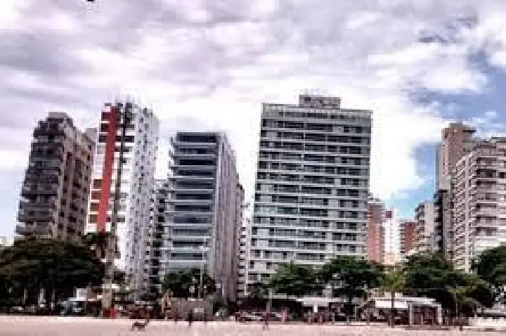 Alinhamento de cada prédio torto em Santos pode custar R$ 22 mi