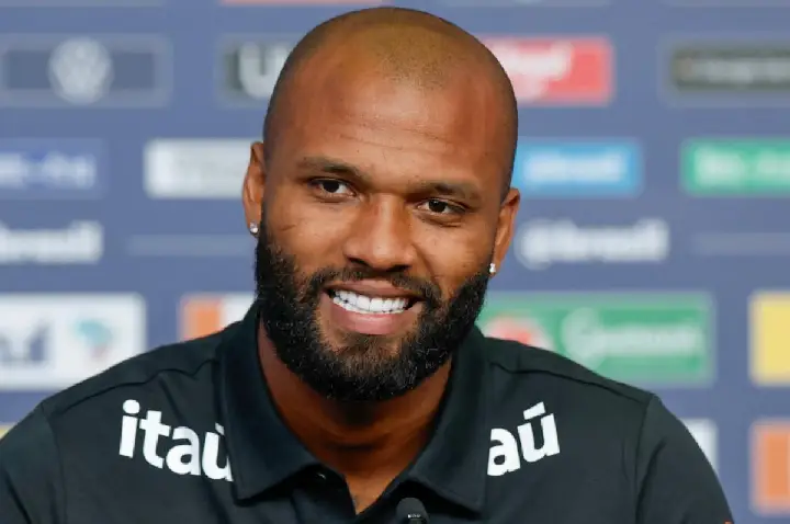 Ancelotti testa seleção brasileira com três no meio e Igor Thiago