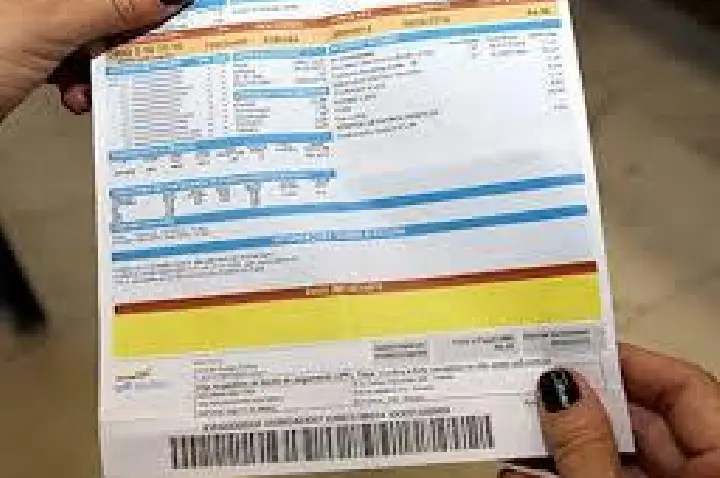 Aneel reduz bandeira para vermelha 1 na conta de luz em outubro