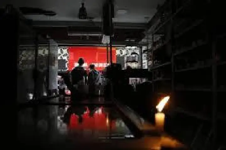 Apagão gera prejuízo de R$ 100 milhões a restaurantes e hotéis