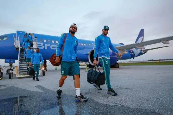 Após susto na estreia e baque, seleção retoma ambiente positivo