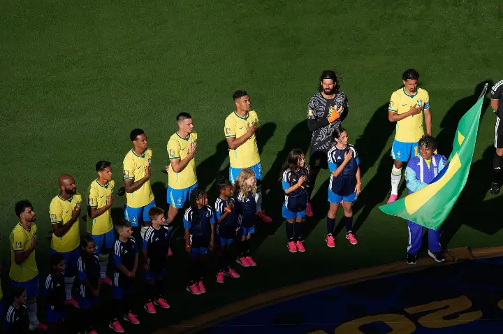 As gafes em hinos na história das copas
