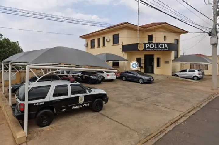 Autor de homicídio é preso tentando fugir de carona na saída de Pirajuí