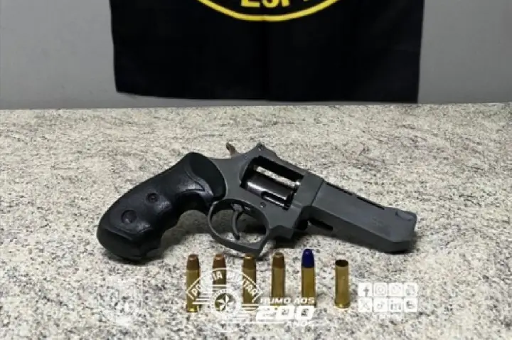 Baep prende homem com arma já disparada em bairro de Bauru