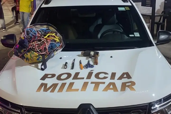 Bauru: homem é preso pela PM com cabos furtados de prédio público