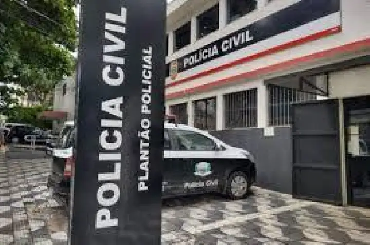 Bauru: ladra é detida furtando supermercado e agride funcionário