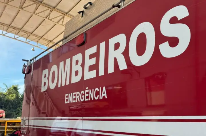Bauru: trabalhador sofre descarga elétrica, cai de escada e morre
