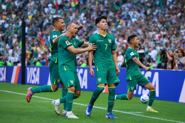 Bolívia decide vaga na Copa 2026 contra o Iraque na próxima terça