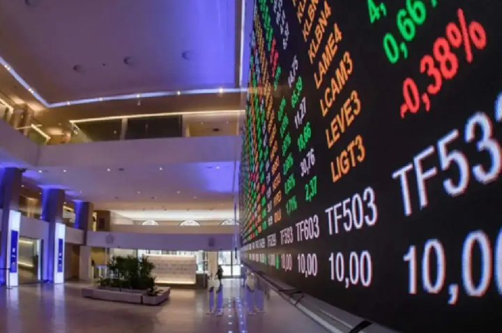 Bolsa bate 18º recorde do ano e aproxima-se dos 200 mil pontos