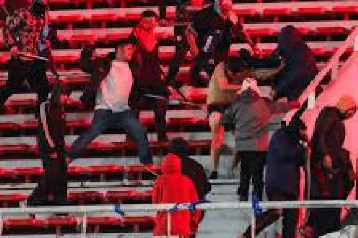 Brasileiro relata caos em estádio argentino