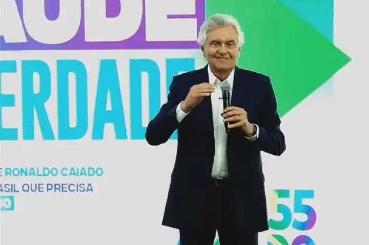 Caiado troca marqueteiro um dia após início da campanha