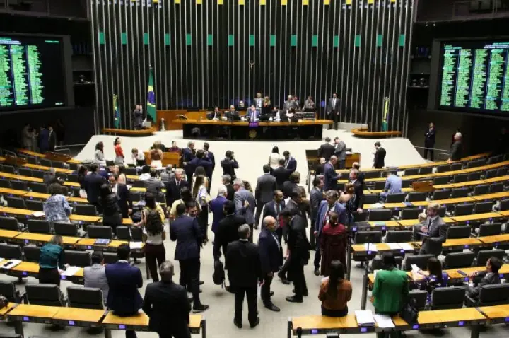 Câmara aprova aumento no limite de receita bruta do MEI