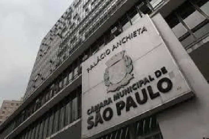 Câmara de SP aprova viagem à China paga com recursos públicos