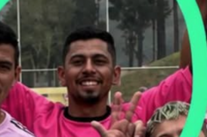 Coletor morto prensado por caminhão de lixo era pai e goleiro