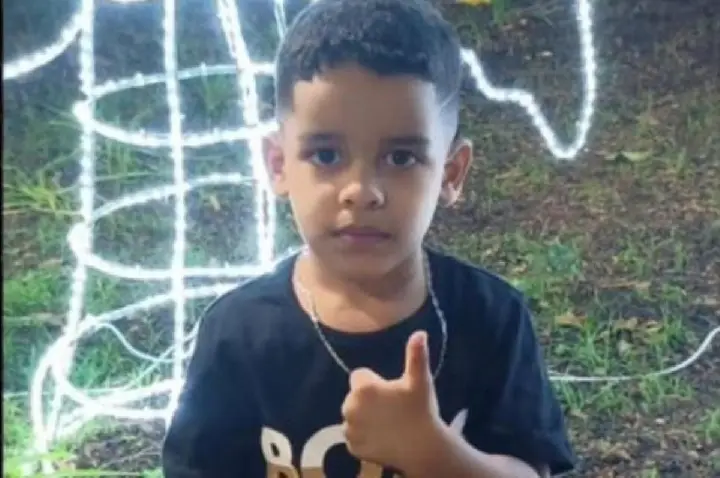 Criança de apenas 4 anos morre afogada em piscina