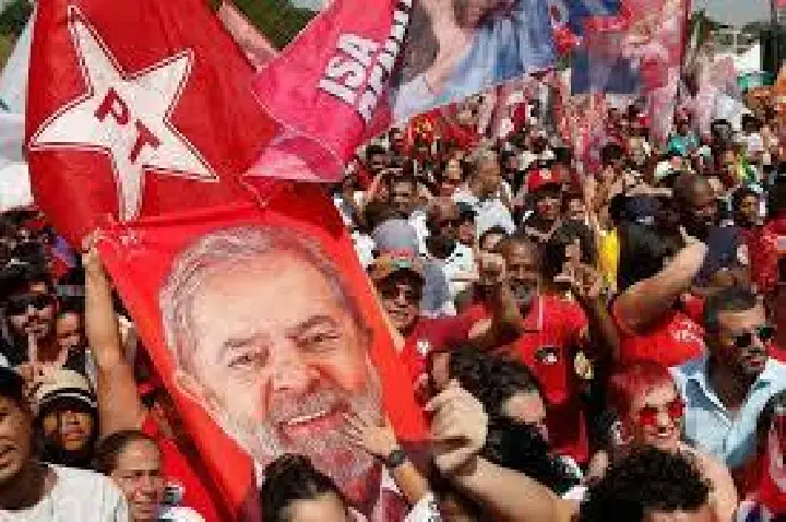 Datafolha: PT é o preferido de 24% dos eleitores, e PL é segundo