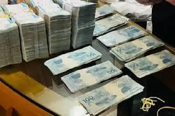 Deputados do PL usaram cota parlamentar para despesa inexistente