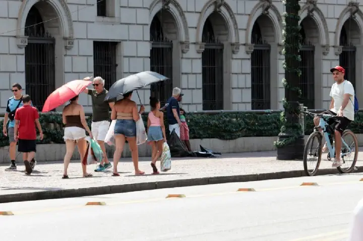 Dia será de muito calor na maior parte do Brasil