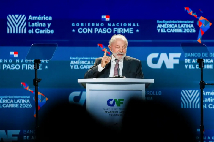 'Divididos, somos frágeis', diz Lula ao defender integração na AL