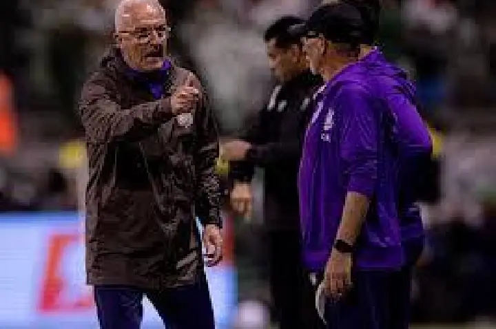 Dorival supera início de Ramón em meio à crise política