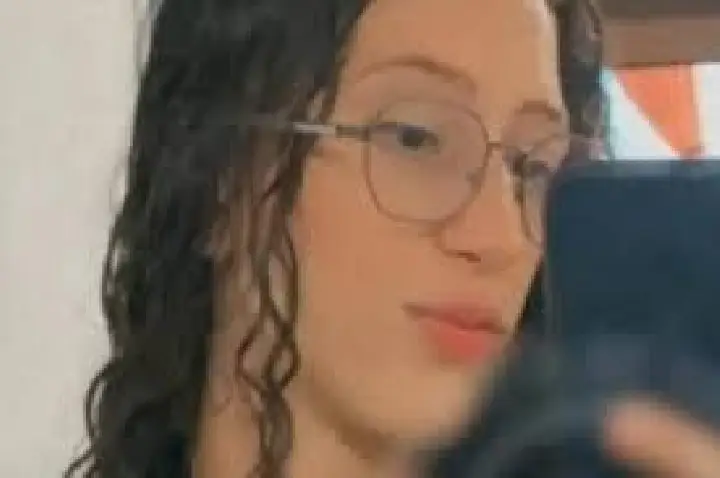 'É você, papai'?, diz menina após mãe ser morta a facadas