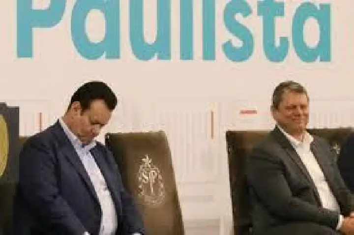 Elite lamenta erros de Tarcísio em jantar com Kassab