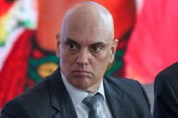 Embaixada dos EUA acusa Alexandre de Moraes de censura