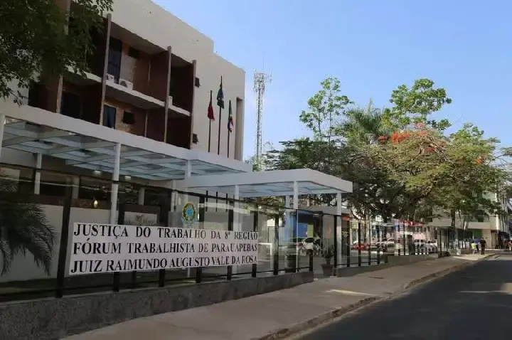 Empresa é condenada por obrigar mulher a fazer “número 2” em sacolas