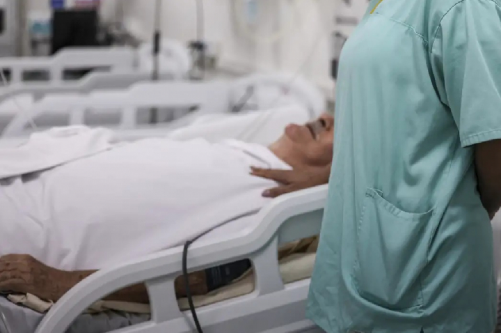 Entenda a broncopneumonia, doença que levou Bolsonaro à UTI