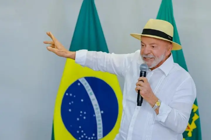 Equipe de Lula avalia ato a evangélicos, mas ideia divide aliados