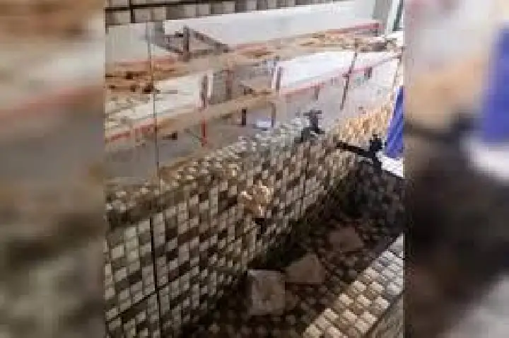 Escola de Bauru amanhece com bebedouro sujo com fezes; VÍDEO