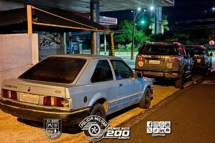Escort circulava por Bauru após furto e é recuperado pela PM