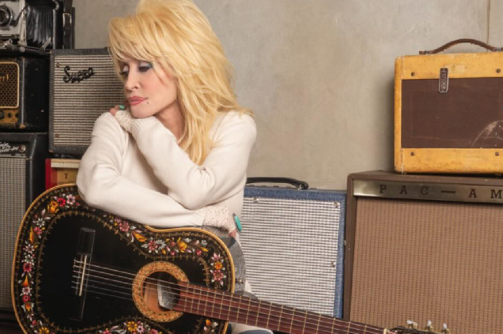 Estrela da música country, Dolly Parton morre aos 80 anos