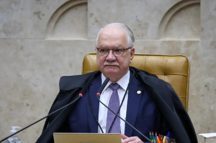 Fachin defende democracia e livre escolha dos eleitores