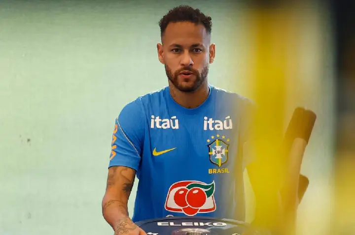 Falta de ritmo faz Neymar virar dúvida para 2º jogo do Brasil