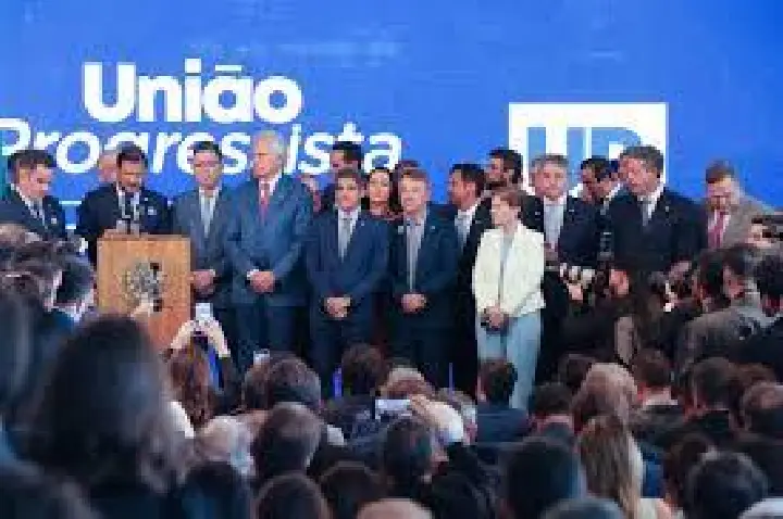 Federação União Brasil-PP é lançada com discurso de oposição