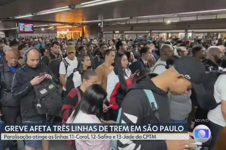 Ferroviários decidem manter greve em SP por tempo indeterminado