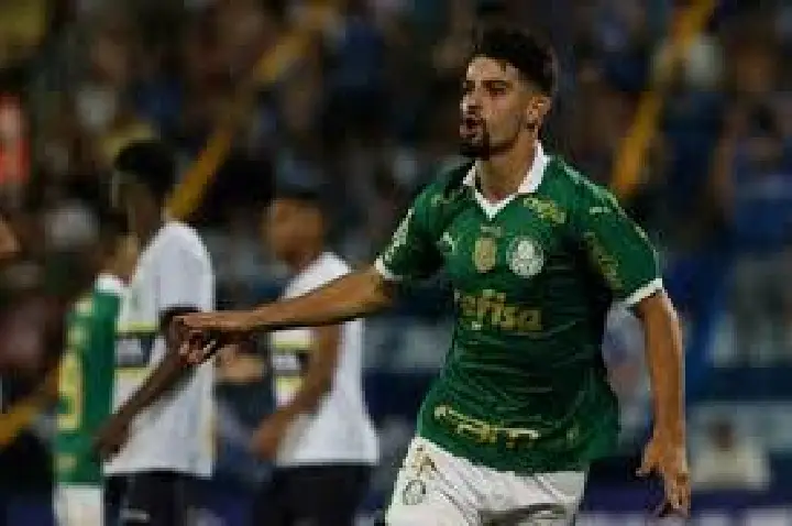 Flaco López e Haaland são melhores no jogo aéreo ofensivo