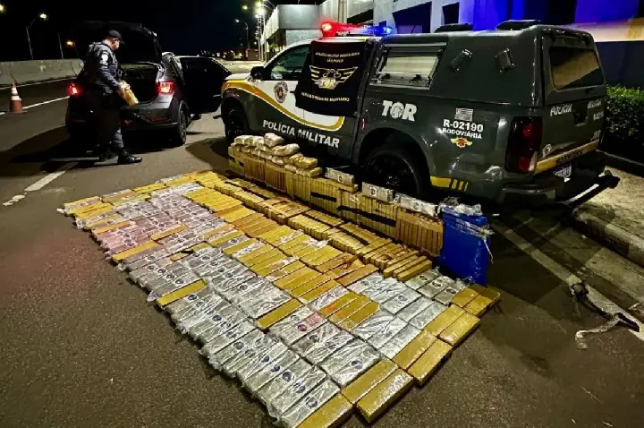 Flagrante da PM gera prejuízo de R$ 800 mil ao tráfico na região