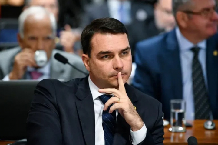 Flávio atua para ter palanque com PL em todos os estados