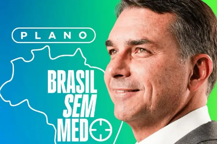 Flávio Bolsonaro apresenta plano com 12 medidas para segurança