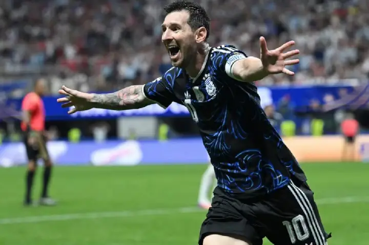 Forbes chama Messi de 'Princesa da Fifa' e cita críticas a craque