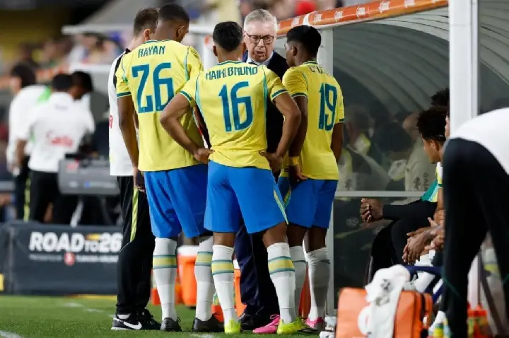 França assume liderança do ranking da Fifa; Brasil cai para sexto