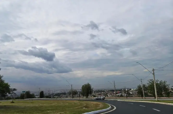 Frente fria pode trazer chuva novamente a Bauru e região